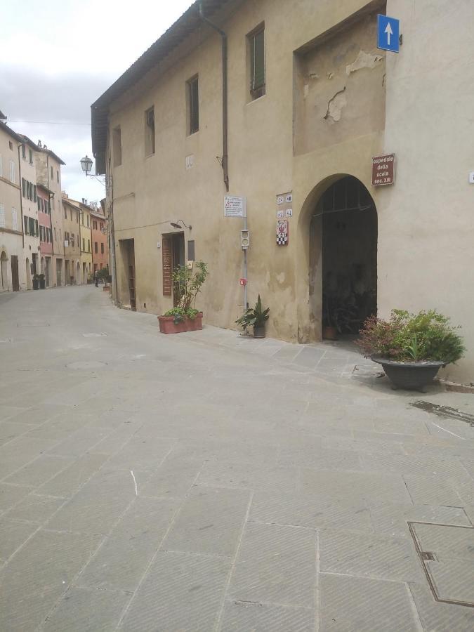 Apartamento Residenza Storica Il Pozzo San Quirico dʼOrcia Exterior foto
